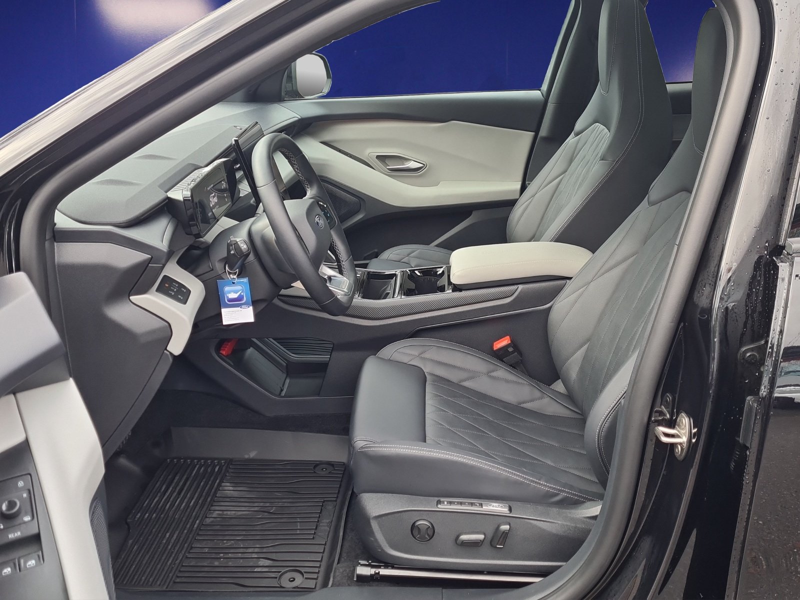 FORD Explorer Extended Range (79 kWh) Premium 4x4 AUTOMAT, Électrique, Voiture de démonstration, Automatique - 7