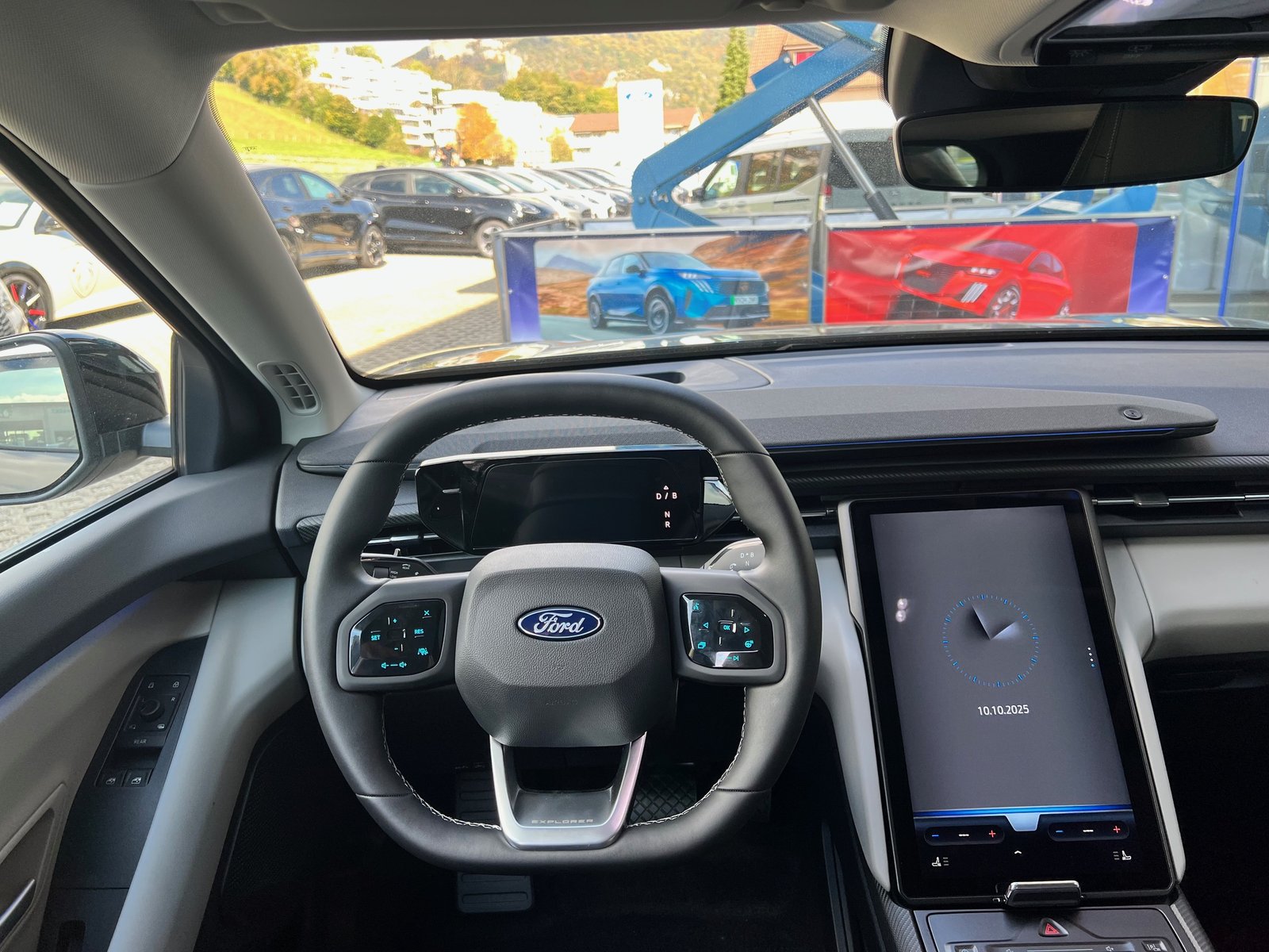 FORD Explorer Extended Range Premium AWD, Electric, Ex-demonstrator, Automatic - 6