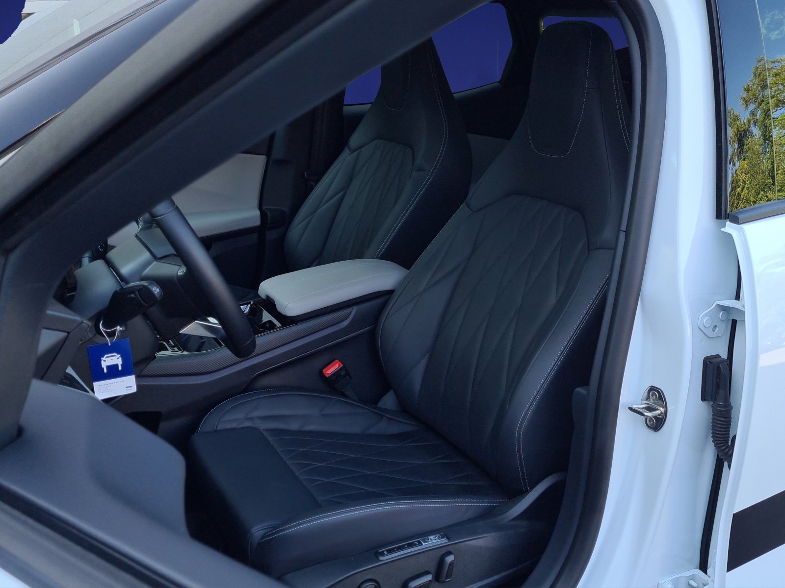FORD Explorer Extended Range (79 kWh) Premium 4x4 AUTOMAT, Elettrica, Auto dimostrativa, Automatico - 7