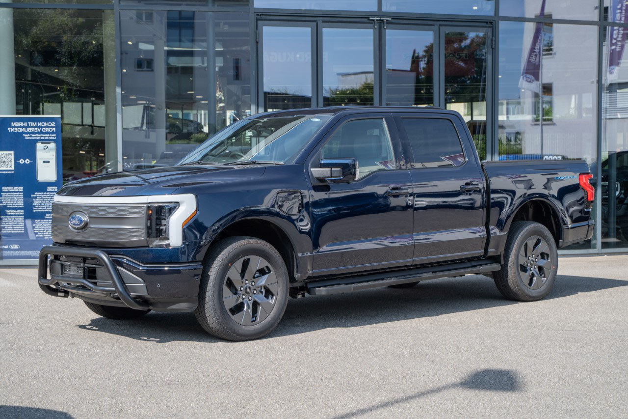 FORD F-150 Lightning DKab.Pick-up 98 kWh Lariat Launch Edition
