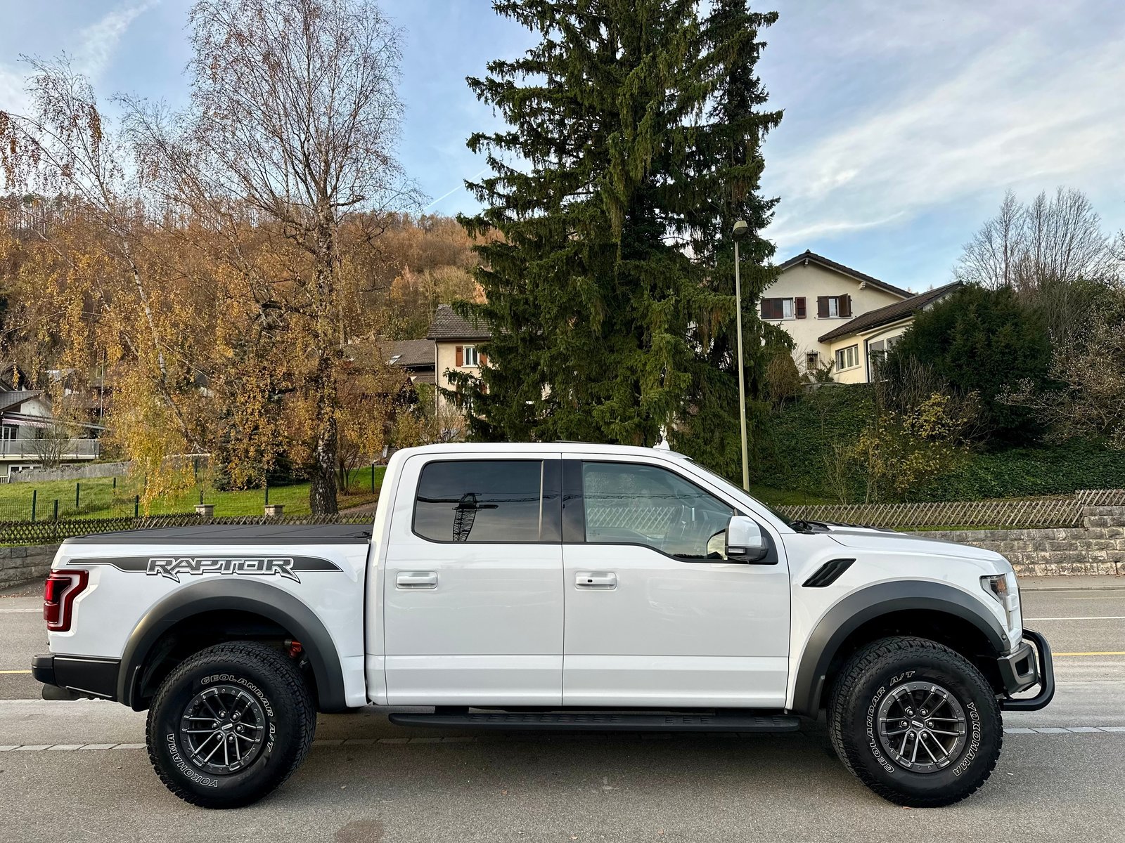FORD F-150 Raptor 3.5 V6 EcoBoost, Benzin, Occasion / Gebraucht, Automatik - 5