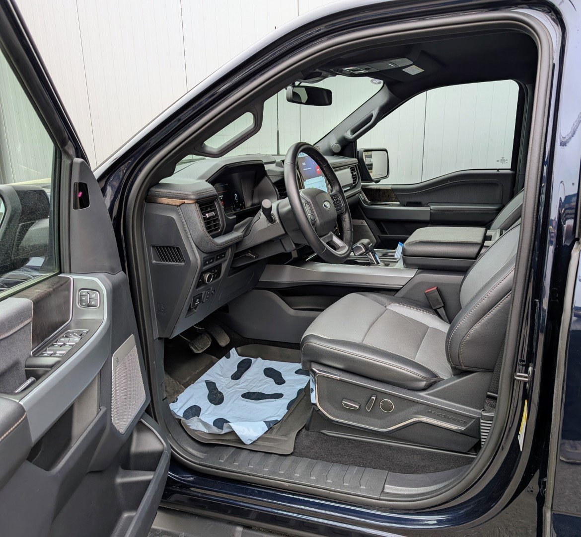 FORD F-150 Lightning 91 kWh Lariat Launch Edition, Électrique, Occasion / Utilisé, Automatique - 3
