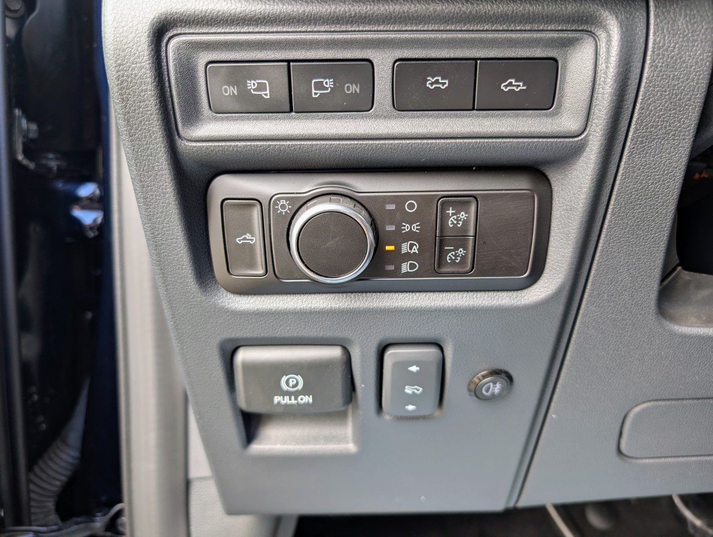 FORD F-150 Lightning 91 kWh Lariat Launch Edition, Électrique, Occasion / Utilisé, Automatique - 6