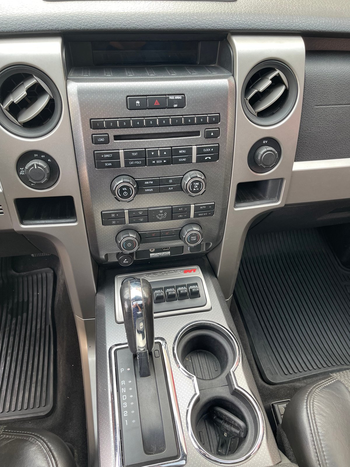 FORD F150 Raptor SVT, Benzin, Occasion / Gebraucht, Automatik - 7