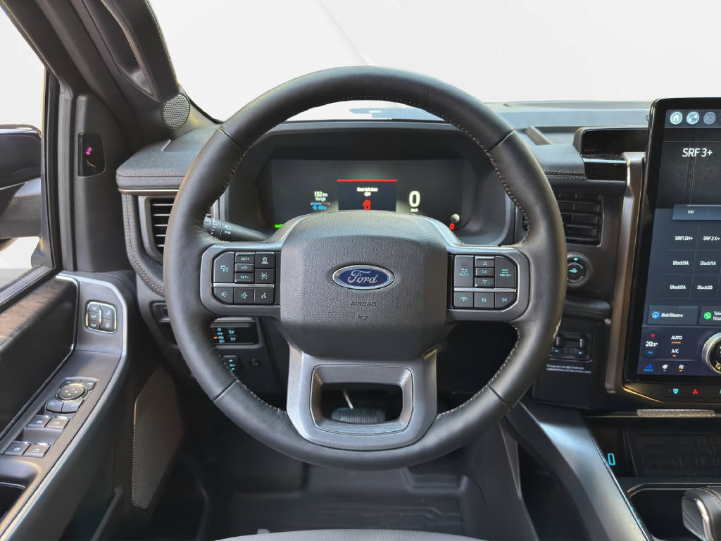 FORD F-150 Lightning DKab.Pick-up 98 kWh Lariat Launch Edition, Electric, New car, Automatic - 6
