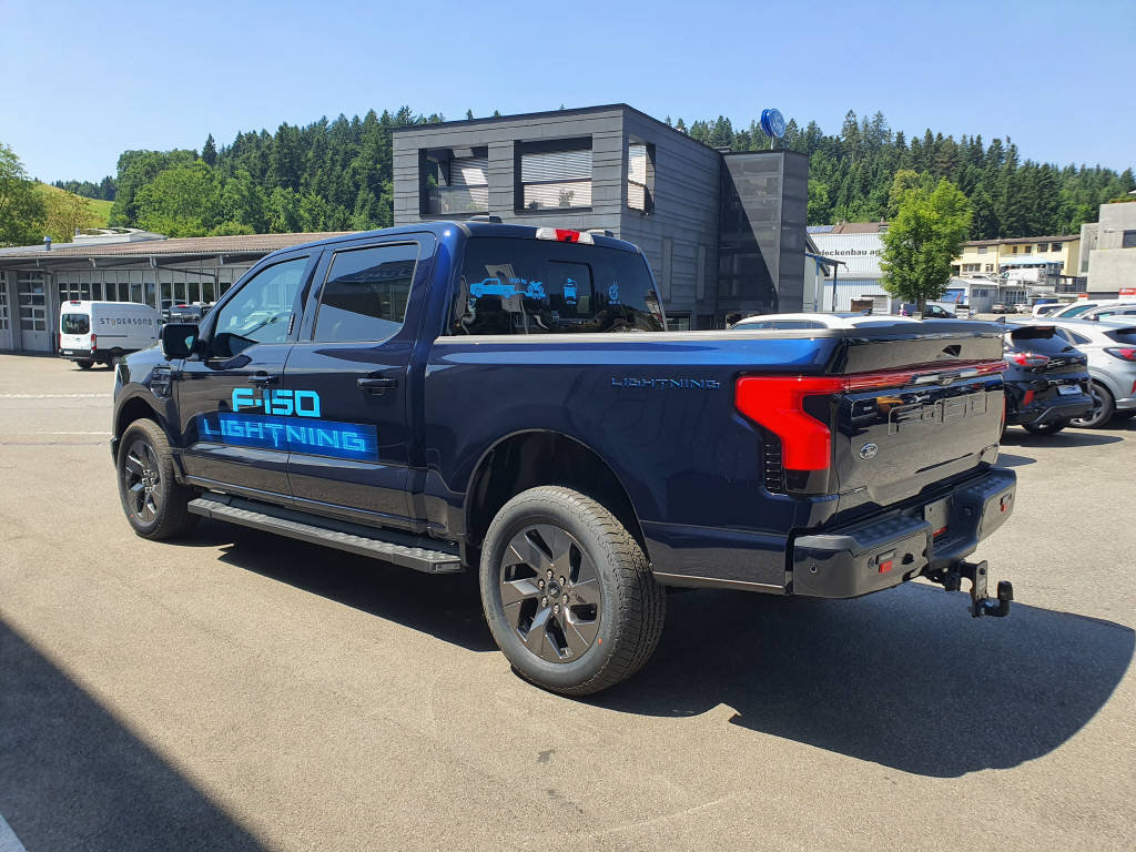 FORD F-150 Lightning DKab.Pick-up 98 kWh Lariat Launch Edition, Électrique, Voiture nouvelle, Automatique - 7