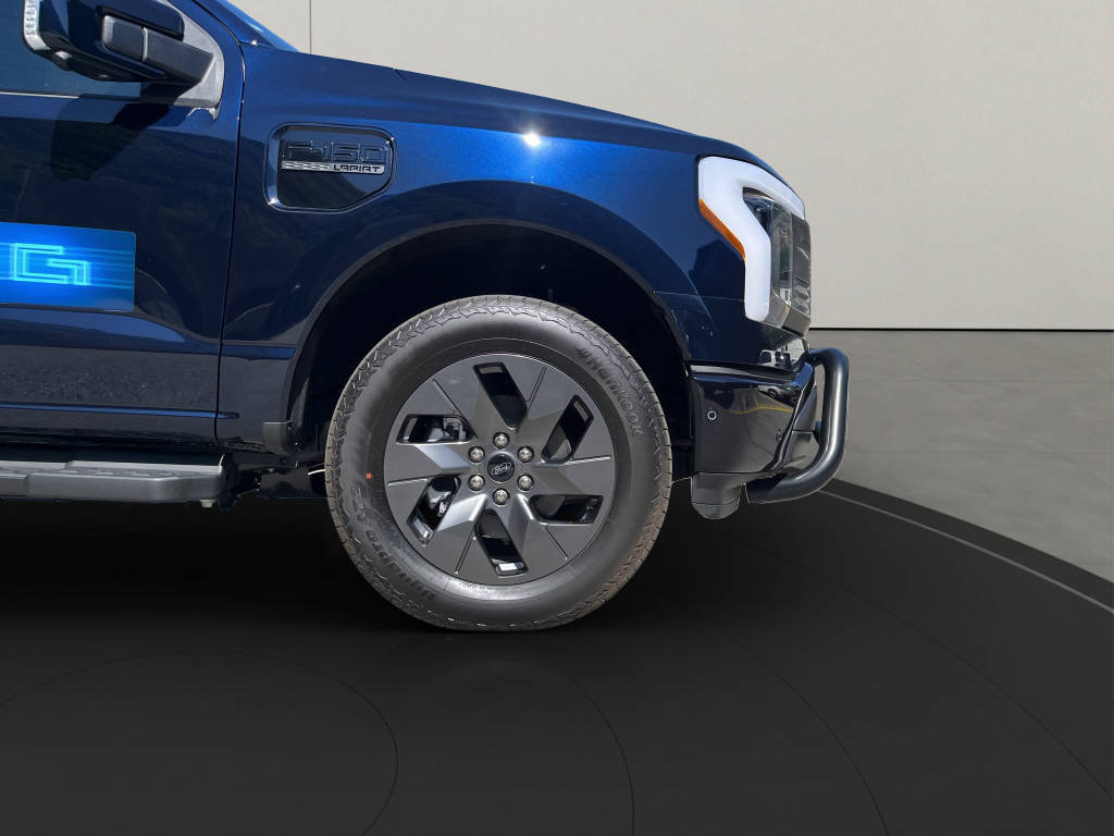 FORD F-150 Lightning DKab.Pick-up 98 kWh Lariat Launch Edition 0., Electric, New car, Automatic - 7