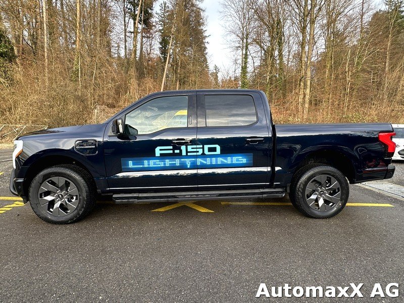 FORD F-150 Lightning DKab.Pick-up 98 kWh Lariat Launch Edition, Electric, New car, Automatic - 3