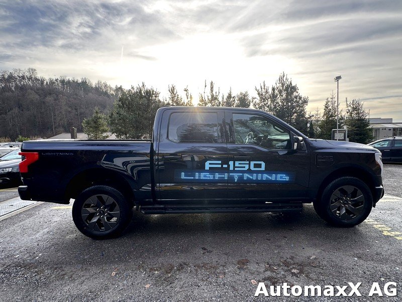 FORD F-150 Lightning DKab.Pick-up 98 kWh Lariat Launch Edition, Electric, New car, Automatic - 7