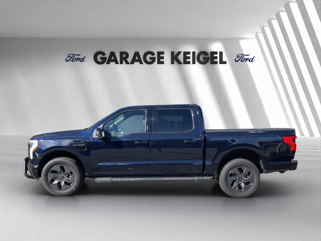 FORD F-150 Lightning DKab.Pick-up 98 kWh Lariat Launch Edition, Electric, New car, Automatic - 2