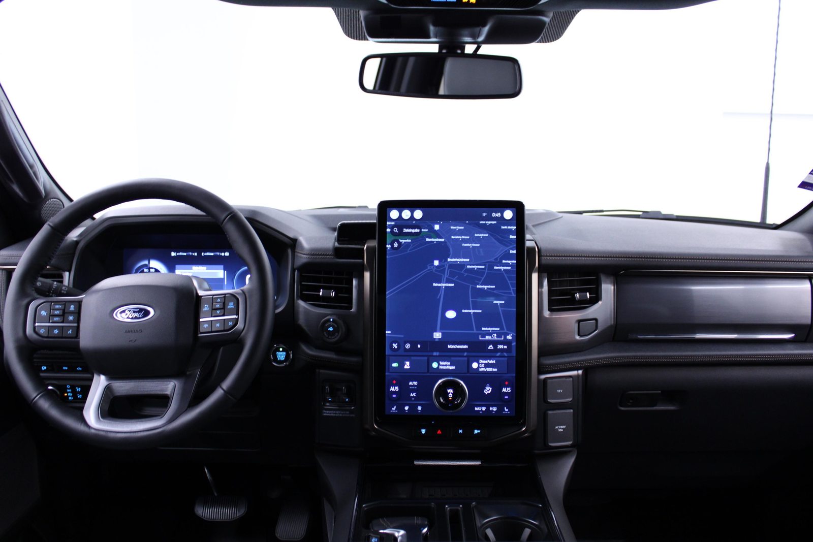 FORD F-150 Lightning DKab.Pick-up 98 kWh Lariat Launch Edition, Electric, New car, Automatic - 7
