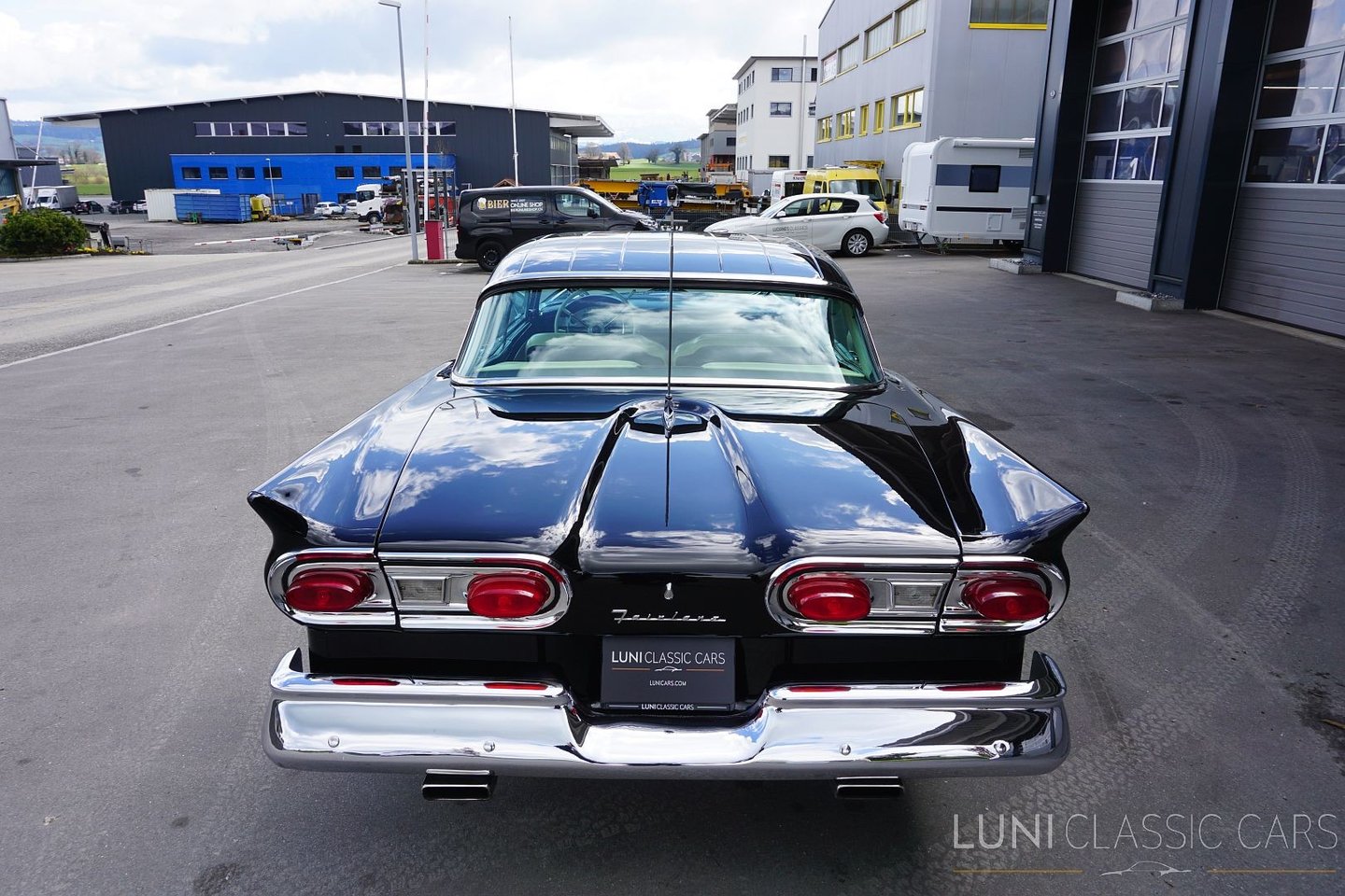 FORD Fairlane 500 Club Victoria, Petrol, Classic, Automatic - 5