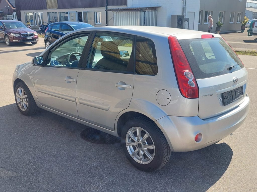 FORD FIESTA 1.6 16V Trend, Benzina, Occasioni / Usate, Manuale - 7