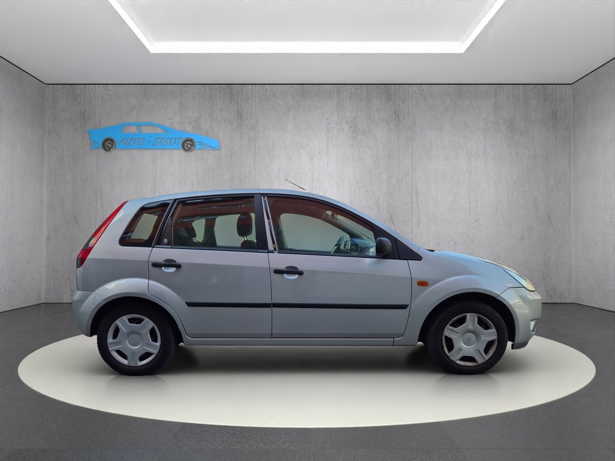 FORD Fiesta 1.6 16V Trend, Benzin, Occasion / Gebraucht, Handschaltung - 6