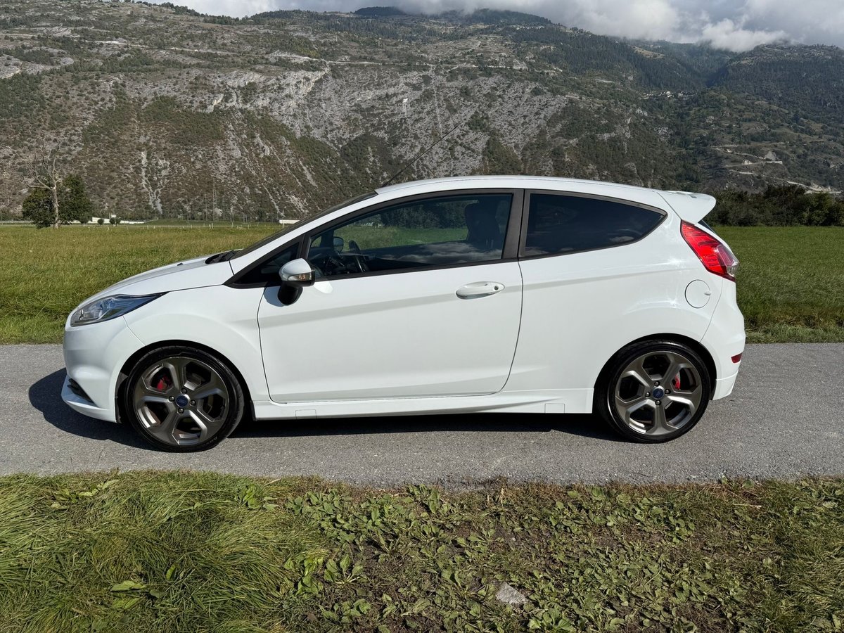 FORD Fiesta 1.6 SCTi ST-2, Essence, Occasion / Utilisé, Manuelle - 5