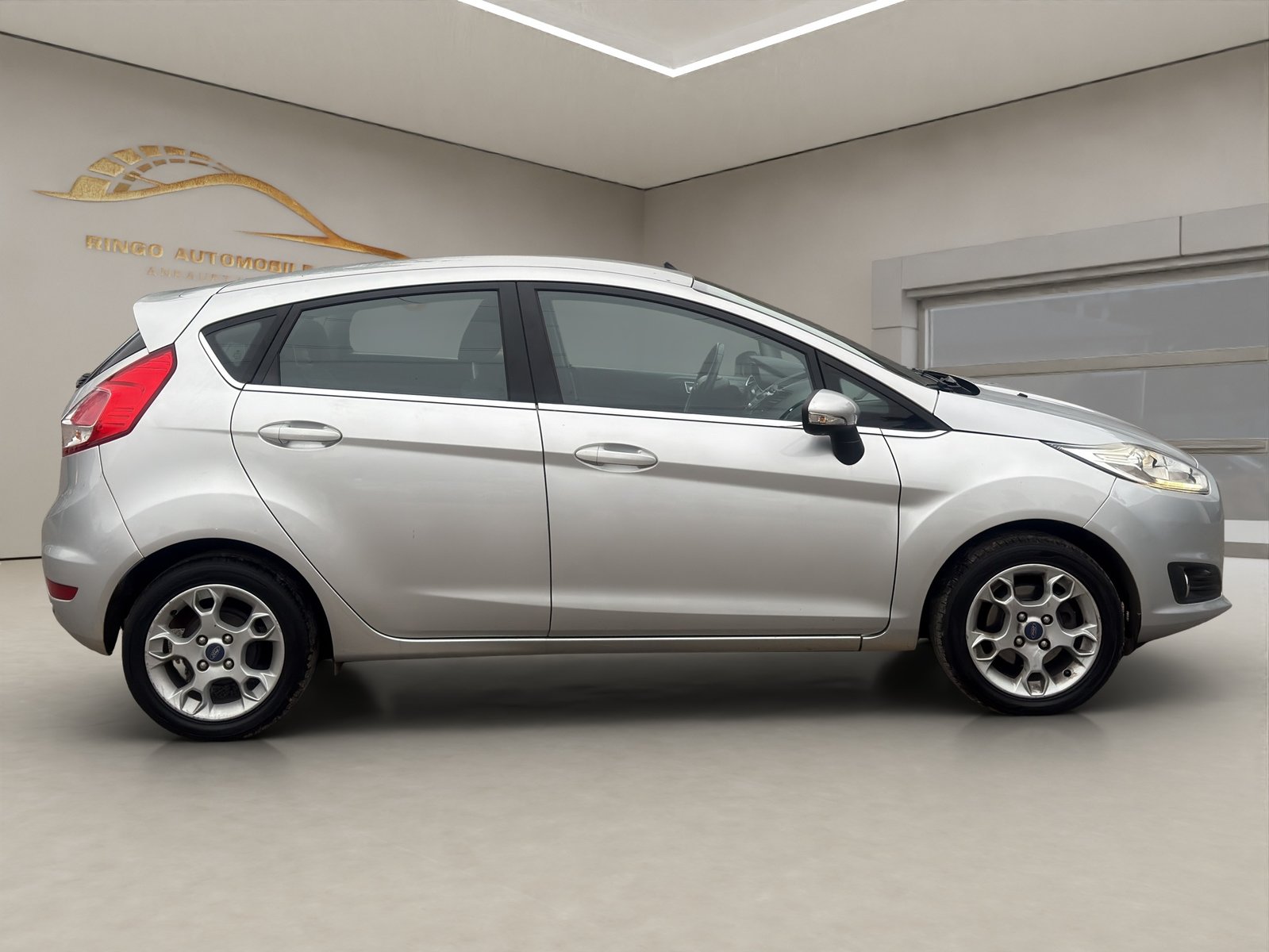 FORD Fiesta 1.0 SCTi Trend PowerShift, Essence, Occasion / Utilisé, Automatique - 7