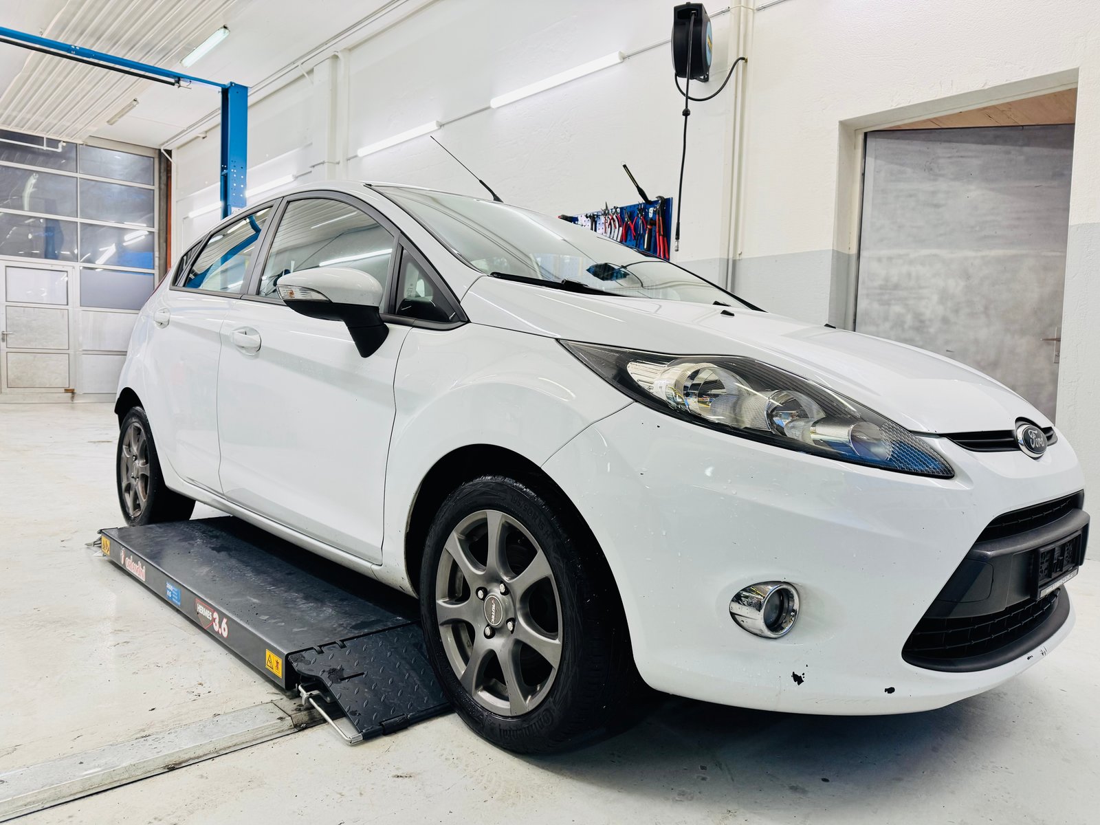 FORD Fiesta 1.4 16V Titanium, Benzin, Occasion / Gebraucht, Handschaltung - 3