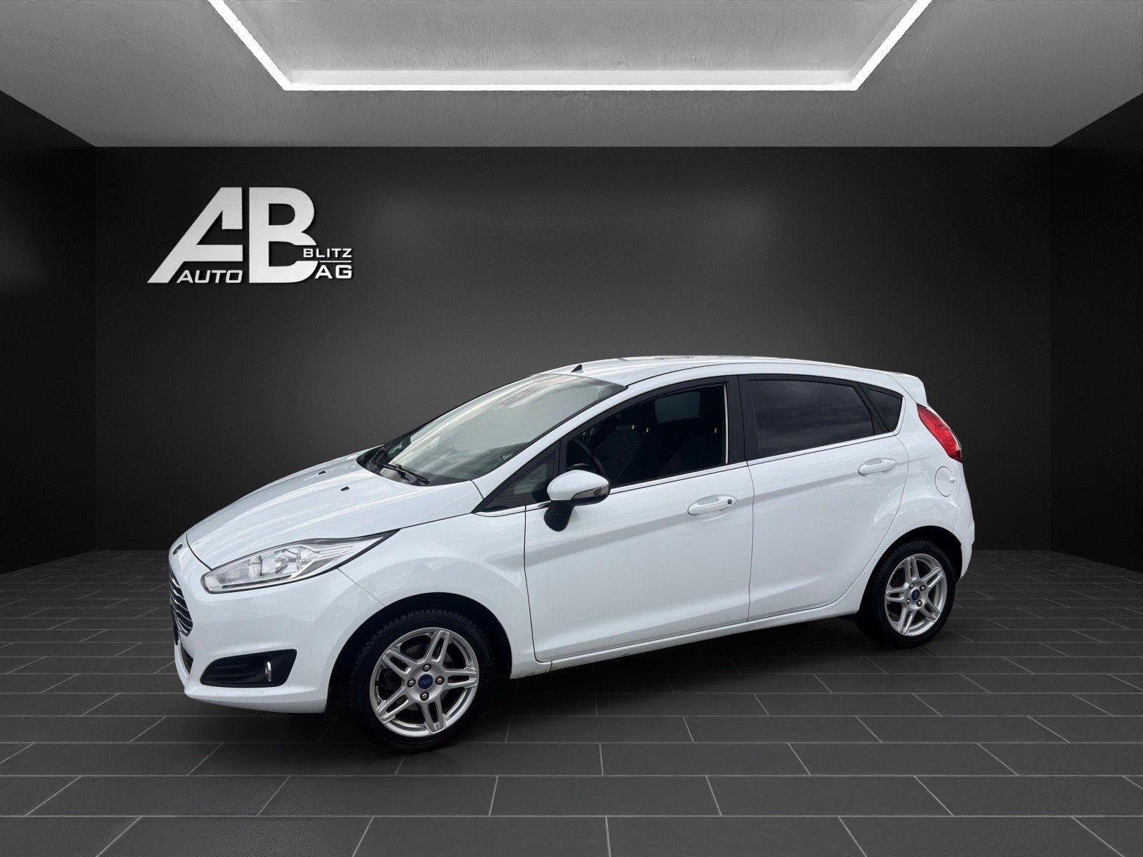 FORD Fiesta 1.0 SCTi Titanium mit 125 PS, Benzin, Occasion / Gebraucht, Handschaltung - 2