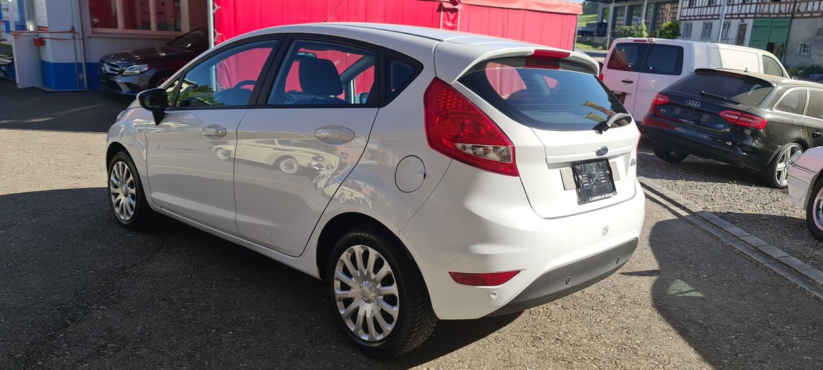 FORD Fiesta 1.4 16V Titanium Automatic, Petrol, Second hand / Used, Automatic - 5