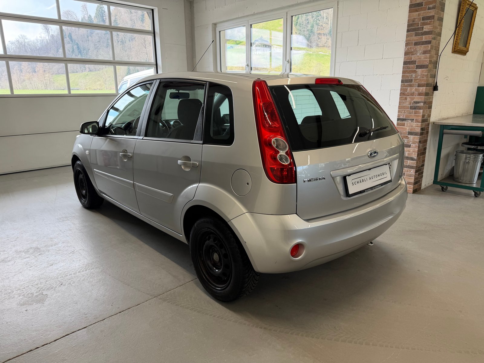 FORD Fiesta 1.4 16V Ambiente, Petrol, Second hand / Used, Manual - 3