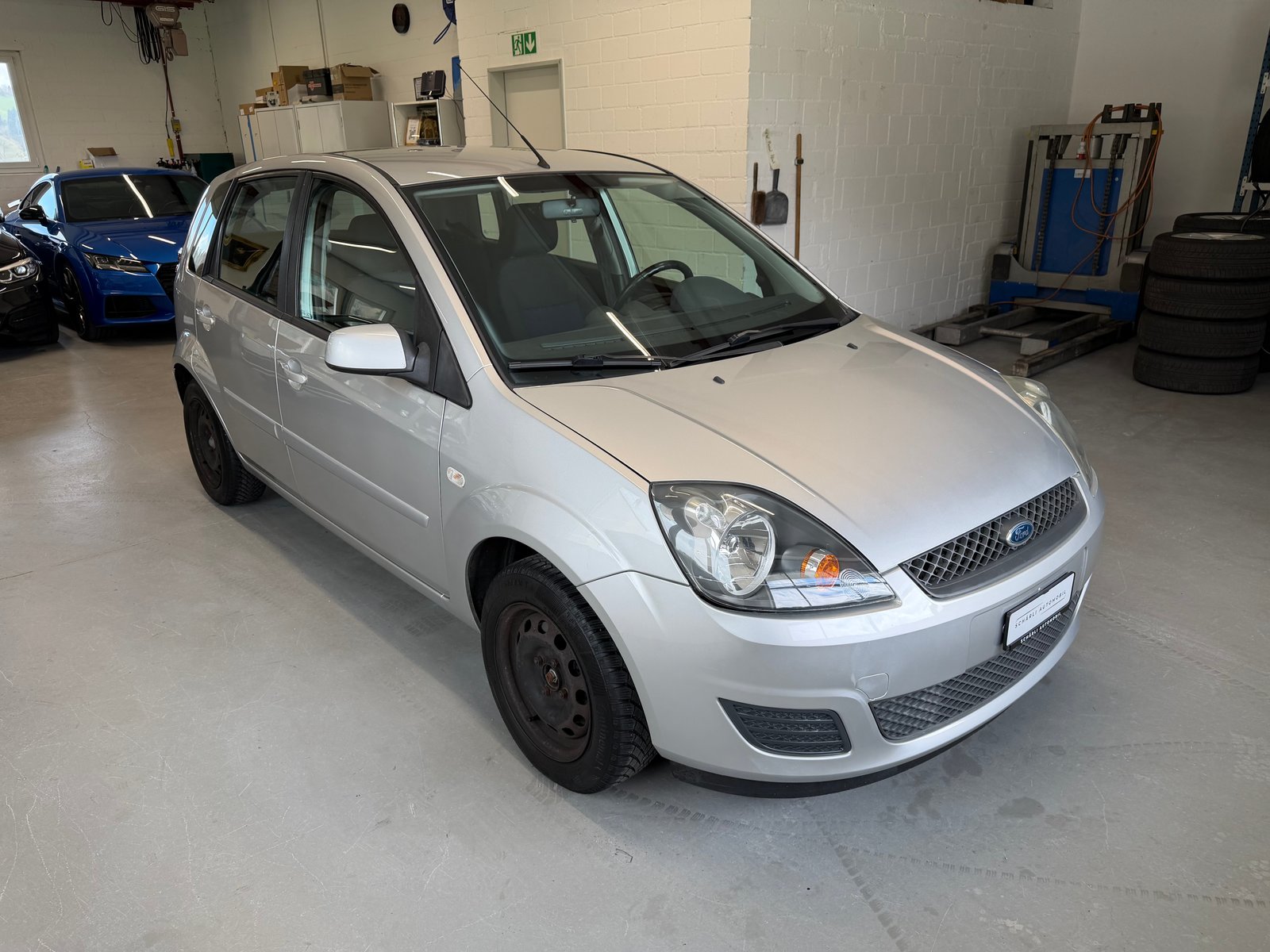 FORD Fiesta 1.4 16V Ambiente, Petrol, Second hand / Used, Manual - 6