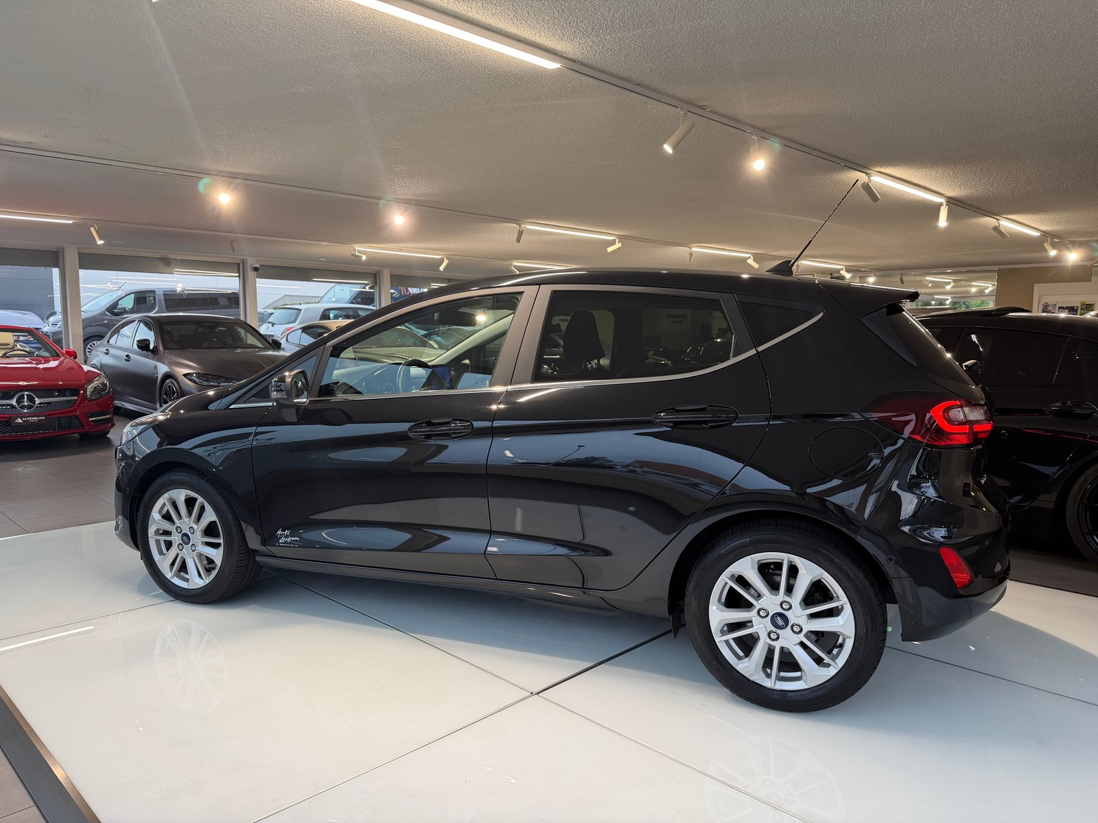 FORD Fiesta 1.0 SCTi MHEV Titanium X Automat, Mild-Hybrid Petrol/Electric, Second hand / Used, Automatic - 5