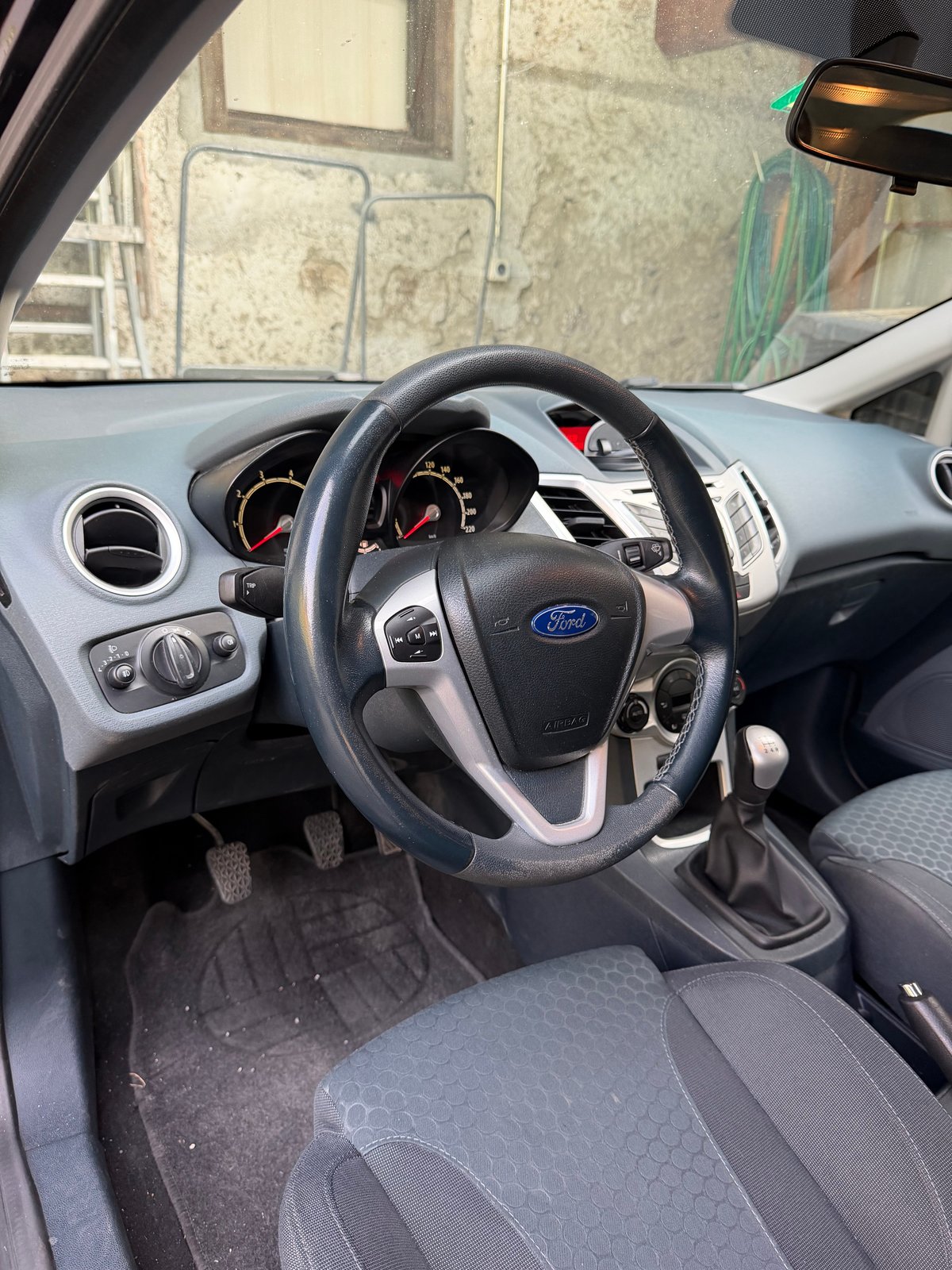 FORD Fiesta 1.6 16V Sport, Benzin, Occasion / Gebraucht, Handschaltung - 6