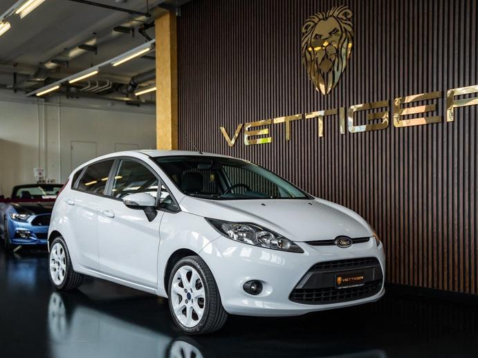 FORD Fiesta 1.25 16V Colourline, Essence, Occasion / Utilisé, Manuelle