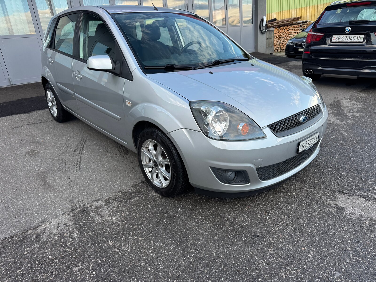 FORD Fiesta 1.6 16V Trend, Benzina, Occasioni / Usate, Automatico - 2