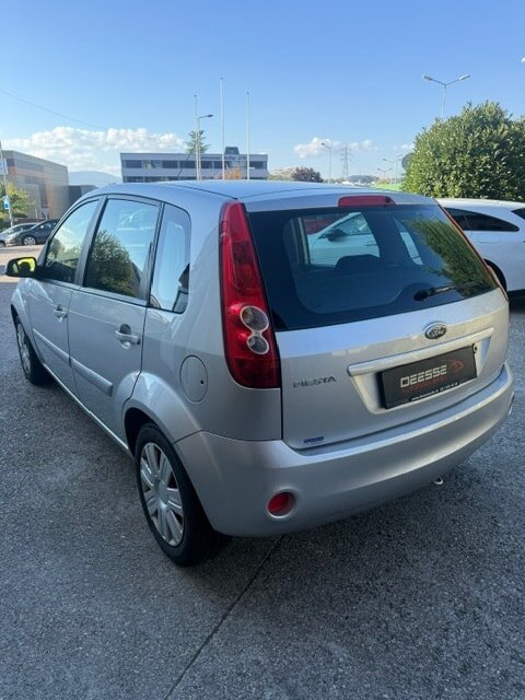 FORD Fiesta 1.4 16V Trend, Essence, Occasion / Utilisé, Manuelle - 5