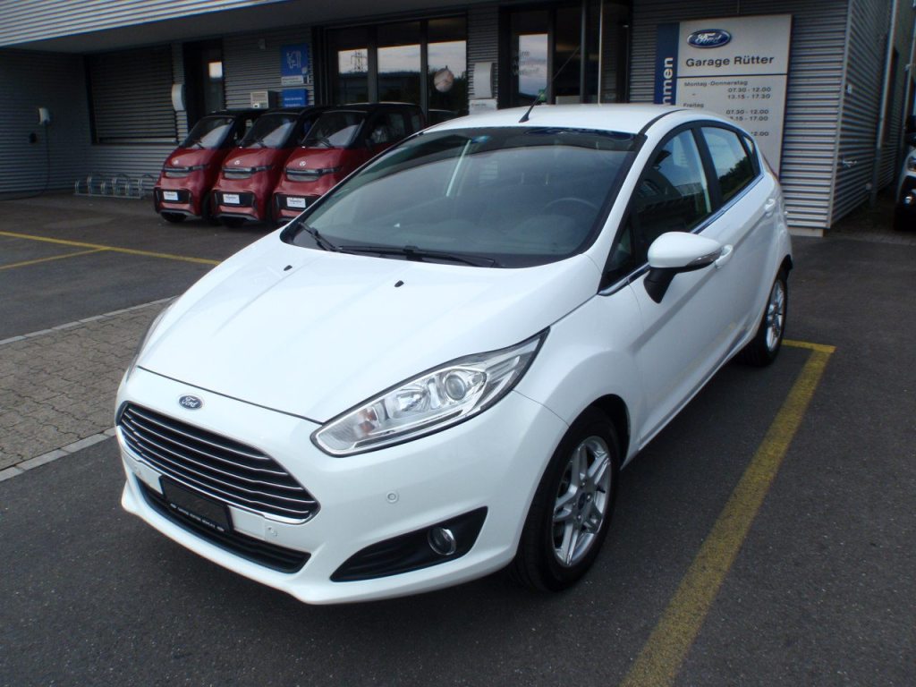 FORD FIESTA 1.0 EcoB 100 Titanium