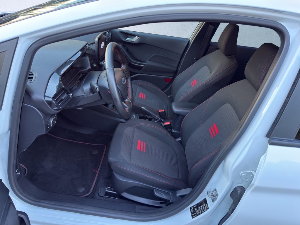FORD FIESTA 1.0 EcoB Hybrid ST-Line X *AUTOMAT, Mild-Hybrid Benzin/Elektro, Occasion / Gebraucht, Automatik - 7