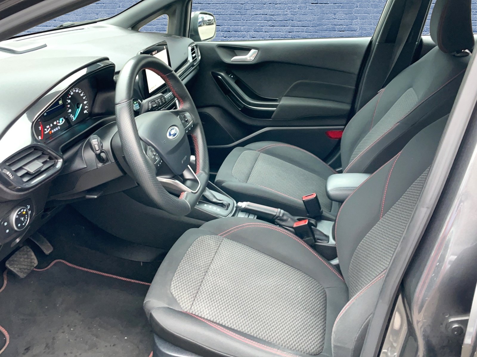 FORD Fiesta 1.0 EcoB ST-Line, Benzin, Occasion / Gebraucht, Automatik - 5