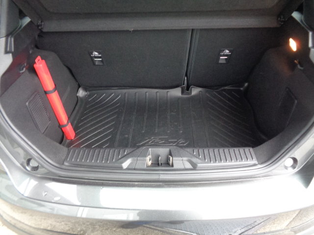 FORD Fiesta 1.0 EcoB ST-Line, Benzin, Occasion / Gebraucht, Automatik - 4