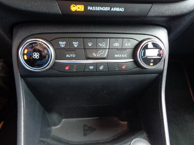 FORD Fiesta 1.0 EcoB ST-Line, Benzin, Occasion / Gebraucht, Automatik - 7