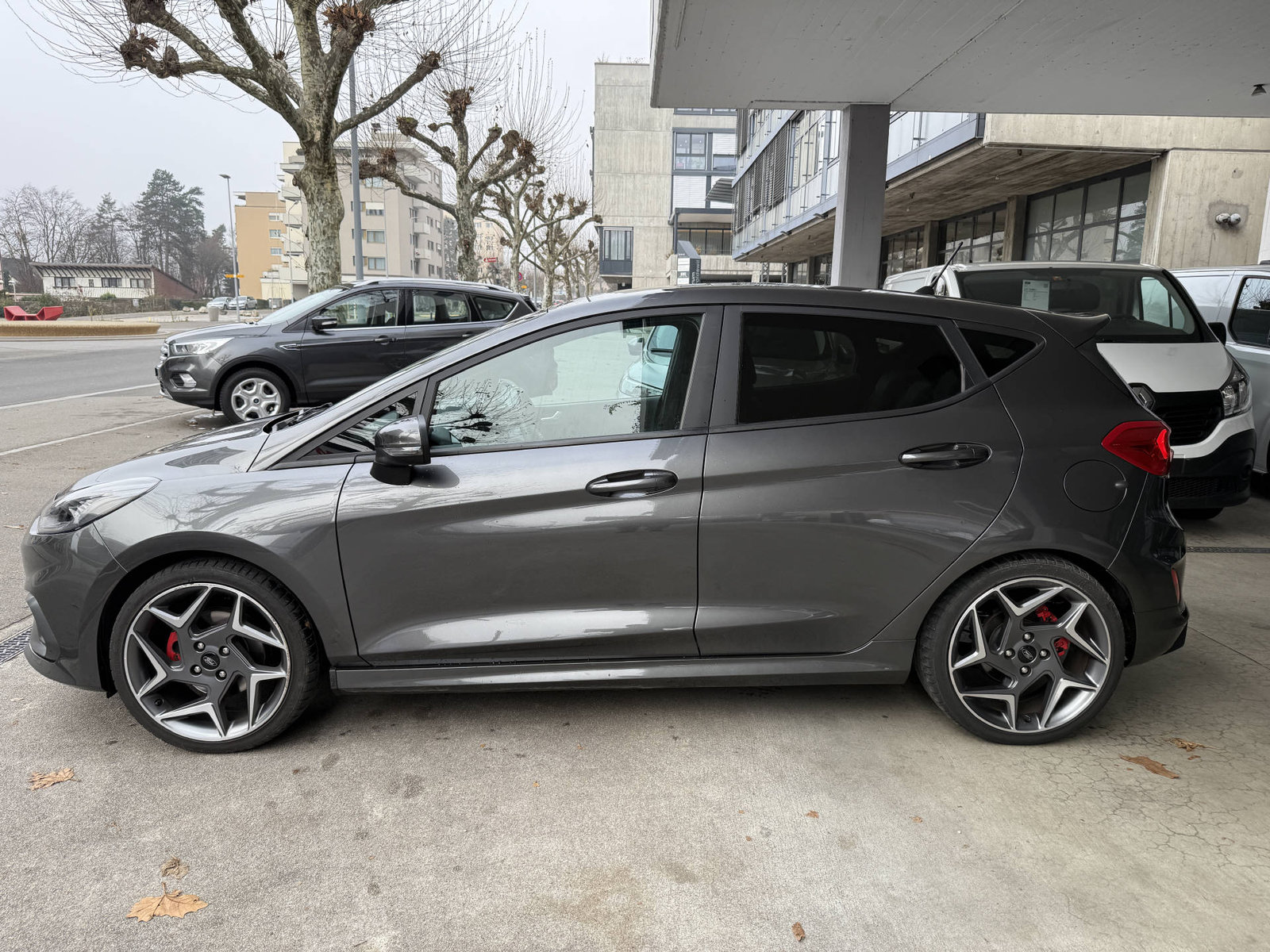 FORD Fiesta 1.5 EcoB ST+, Essence, Occasion / Utilisé, Manuelle - 2