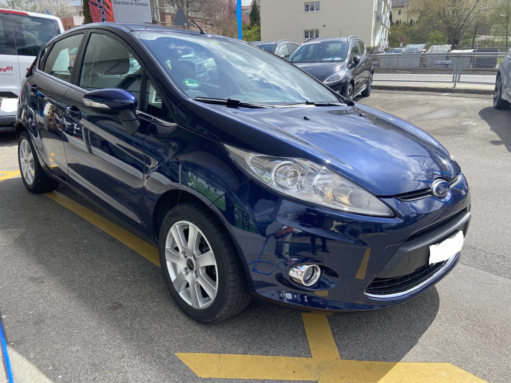 FORD Fiesta 1.6 TDCi Titanium, Diesel, Occasion / Utilisé, Manuelle - 2