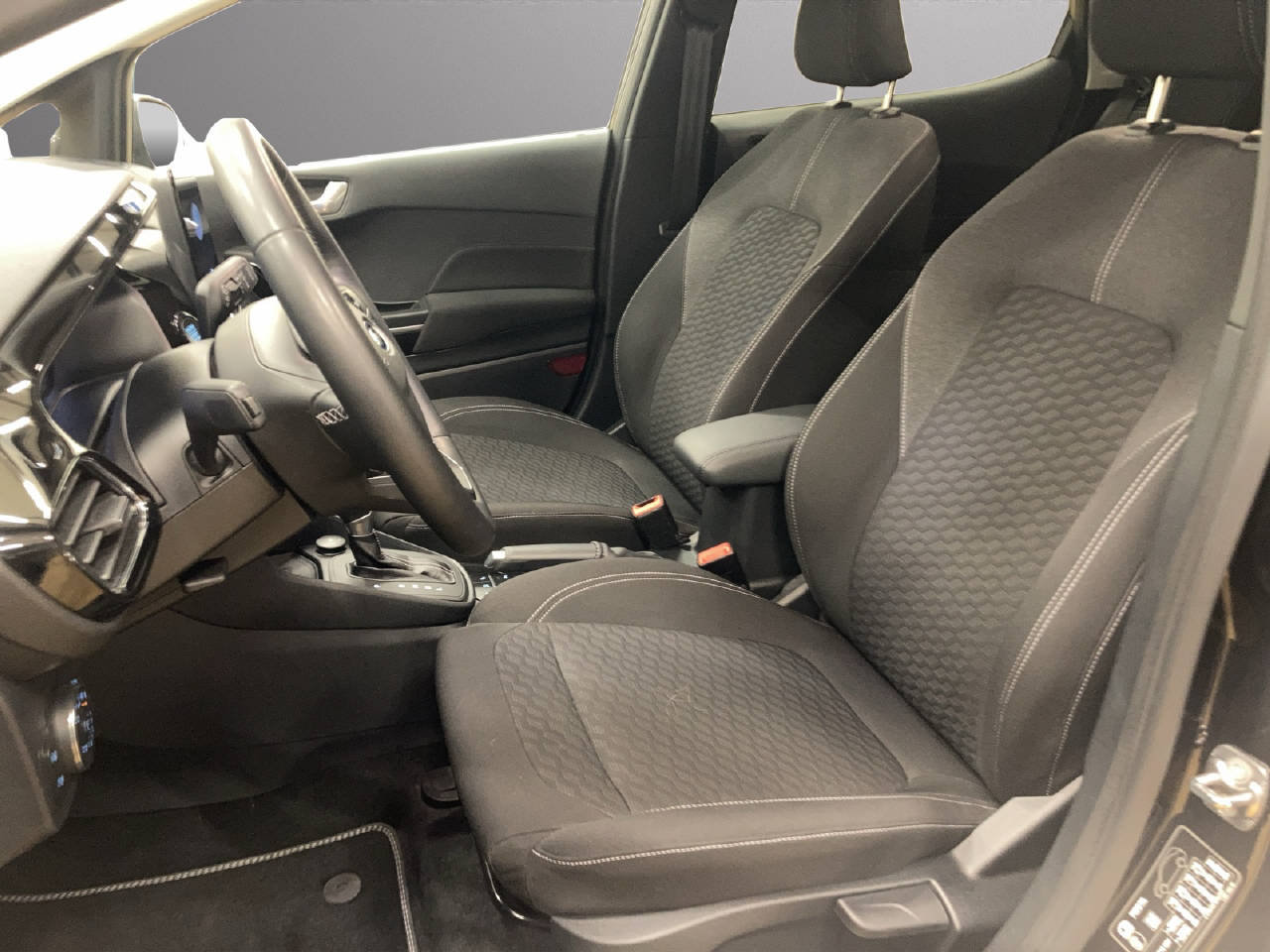 FORD Fiesta 1.0 mHEV 125 PS Titanium X, Mild-Hybrid Benzin/Elektro, Occasion / Gebraucht, Automatik - 5