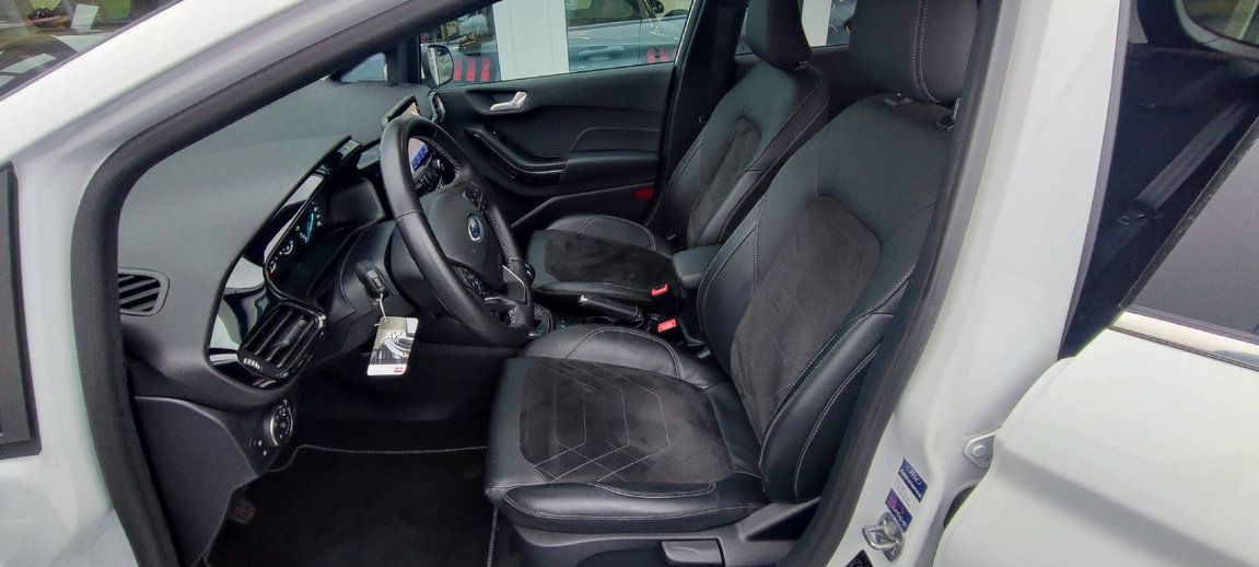FORD Fiesta 1.0 EcoBoost Hybrid Titanium X, Mild-Hybrid Benzin/Elektro, Occasion / Gebraucht, Handschaltung - 7
