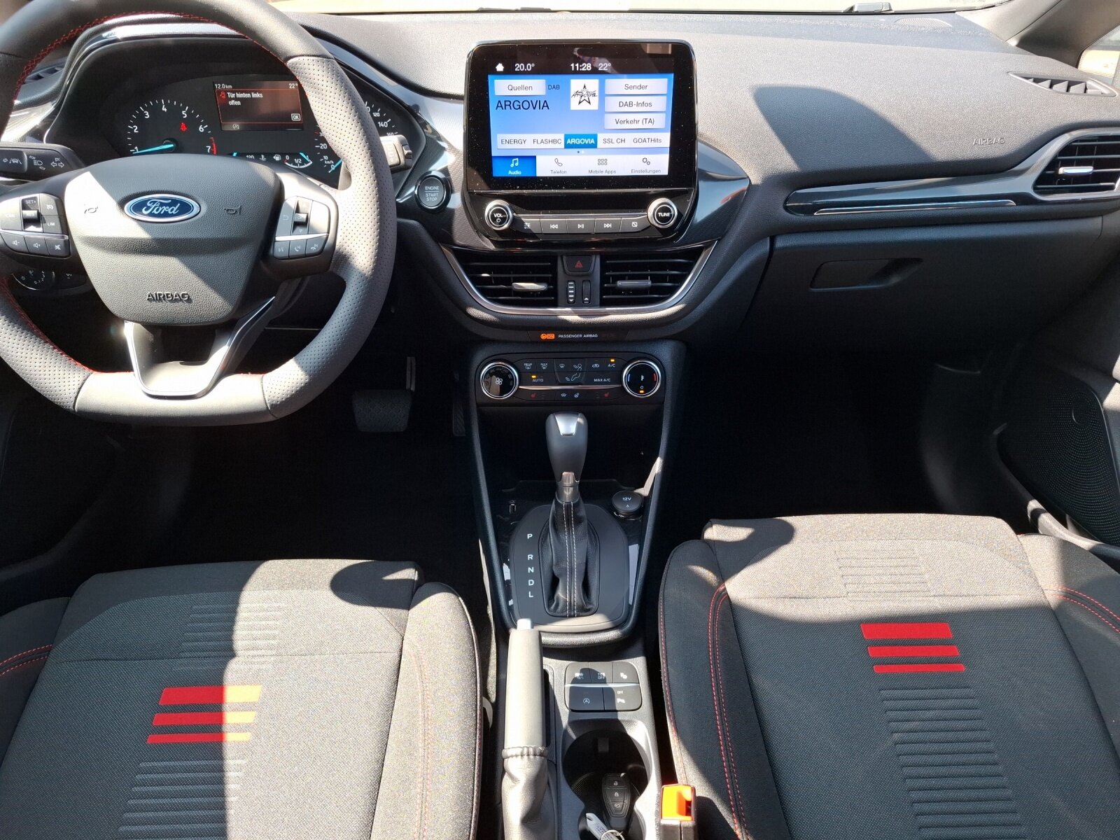 FORD Fiesta 1.0 EcoB Hybrid ST-Line, Mild-Hybrid Petrol/Electric, Second hand / Used, Automatic - 4