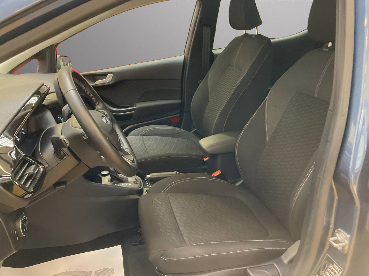 FORD Fiesta 1.0 mHEV Titanium X, Hybride Léger Essence/Électricité, Occasion / Utilisé, Automatique - 5