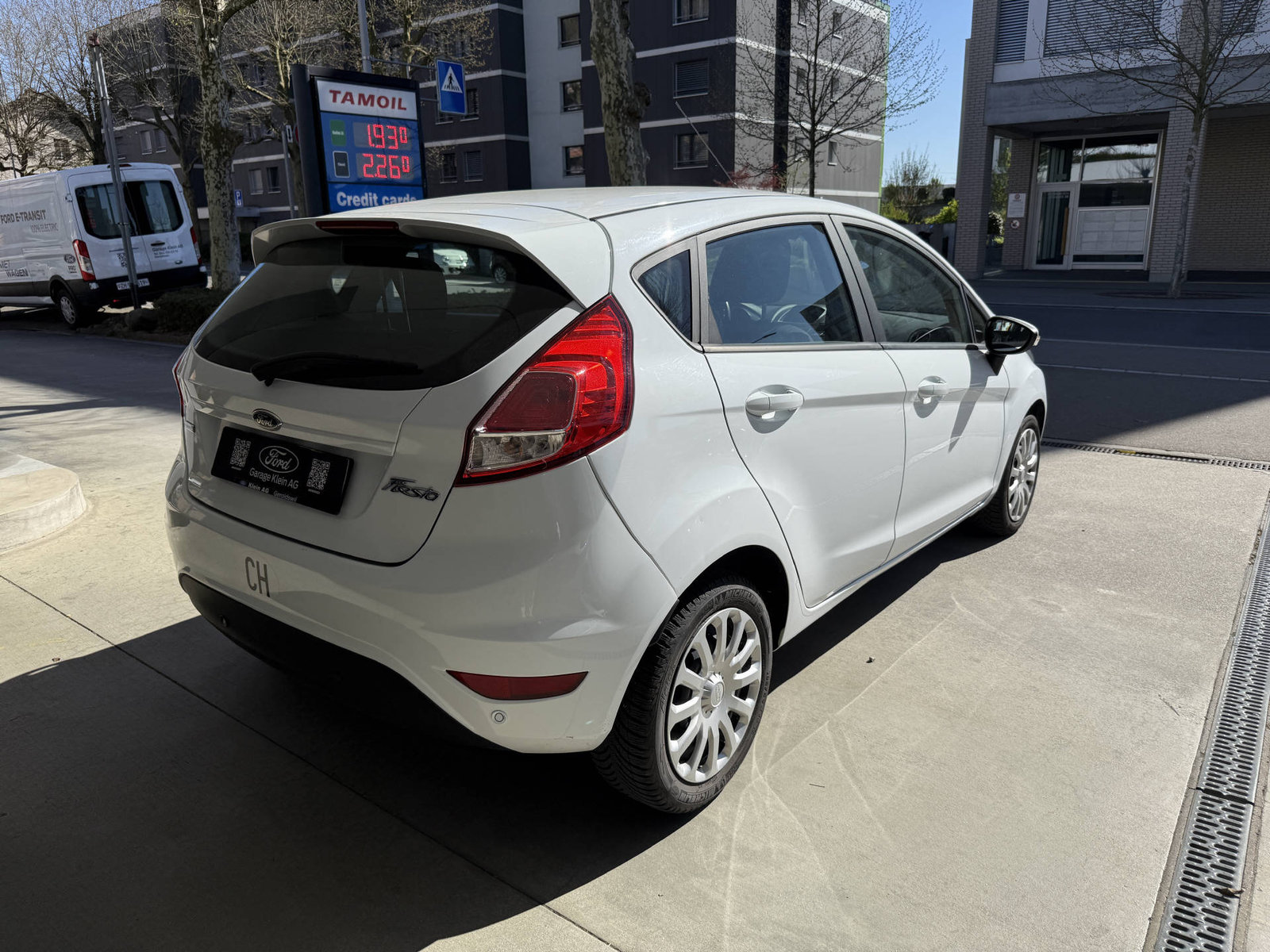 FORD Fiesta 1.0 EcoB 100 Trend, Essence, Occasion / Utilisé, Automatique - 4