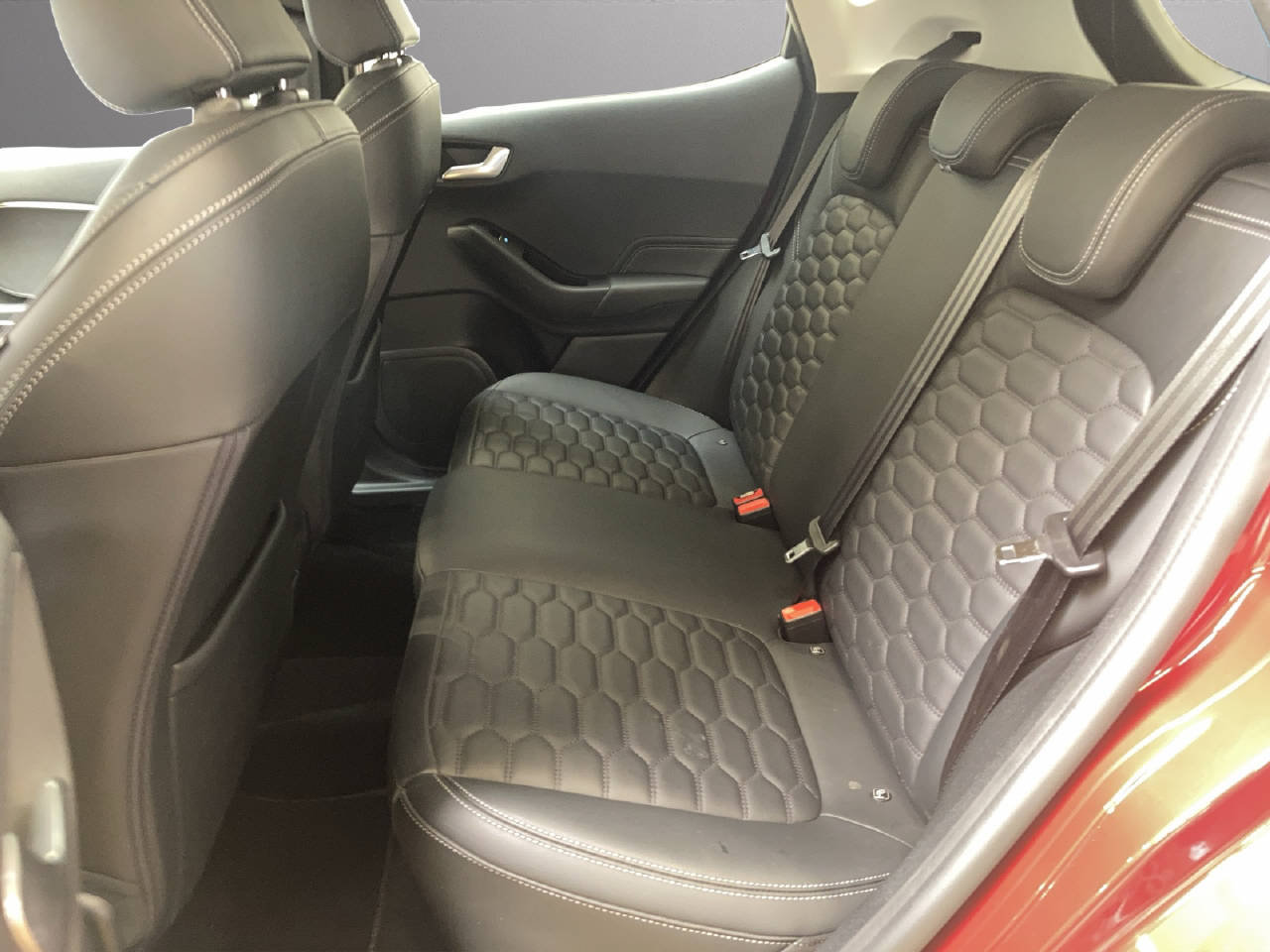 FORD Fiesta 1.0 EcoBoost 125 PS Vignale, Benzin, Occasion / Gebraucht, Automatik - 6