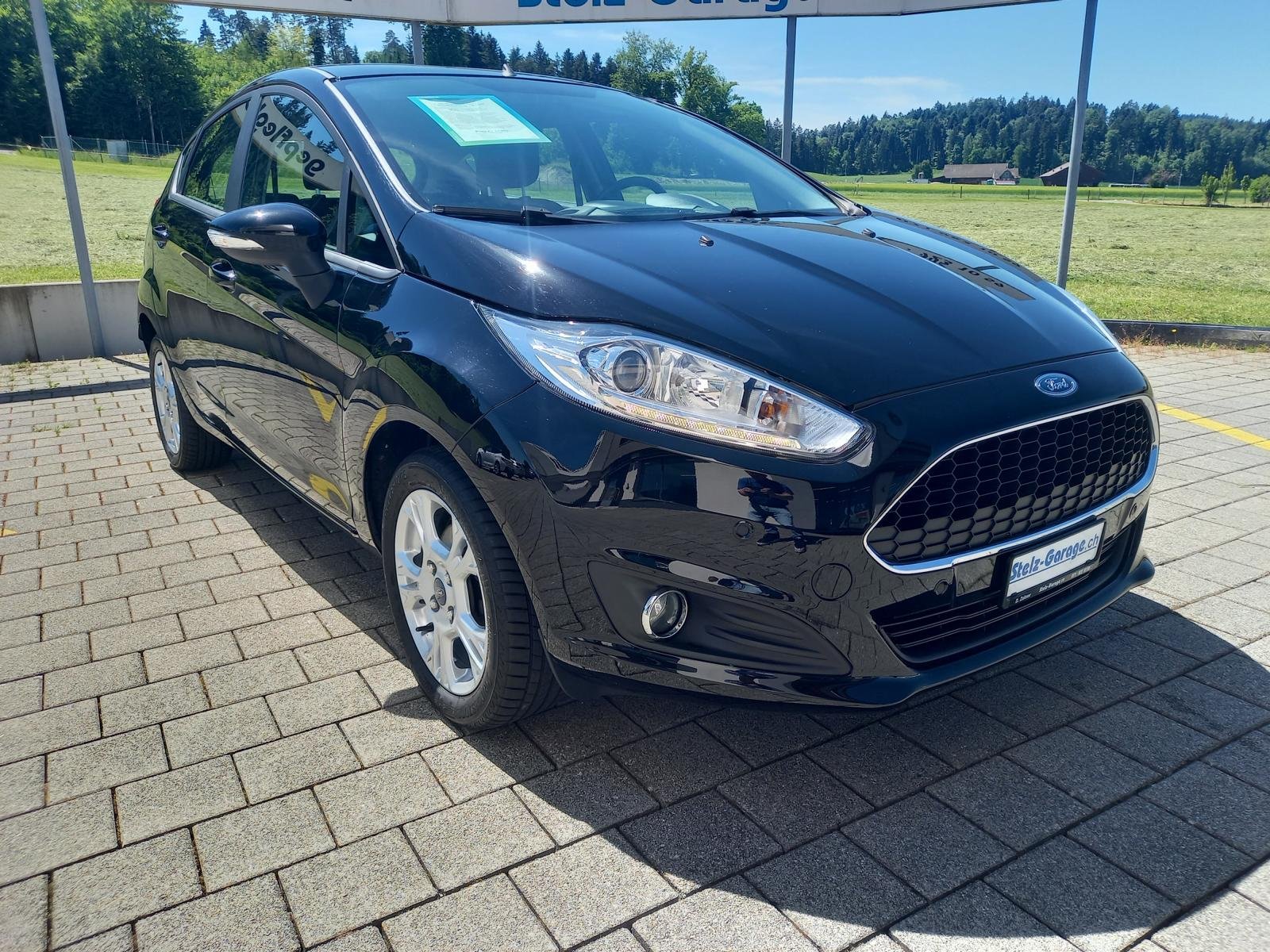 FORD Fiesta 1.0 EcoB 100 Trend, Essence, Occasion / Utilisé, Automatique - 4