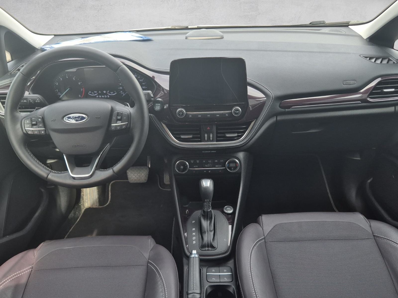 FORD Fiesta 1.0 EcoB Vignale, Benzin, Occasion / Gebraucht, Automatik - 6