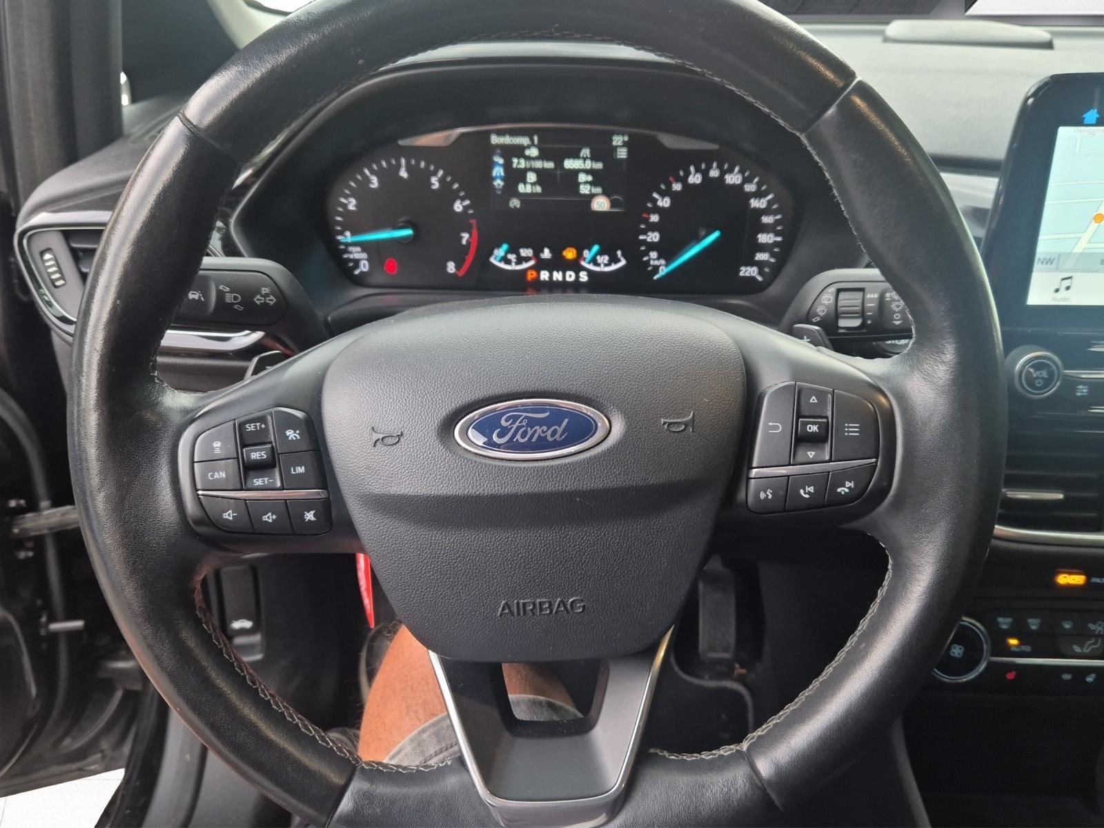 FORD Fiesta 1.0 EcoB Titanium, Petrol, Second hand / Used, Automatic - 7