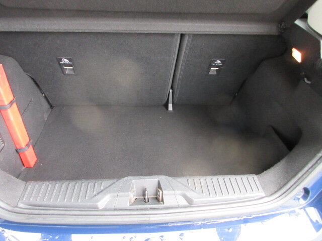 FORD Fiesta 1.0 EcoB 100 Cool & Connect, Benzin, Occasion / Gebraucht, Handschaltung - 6