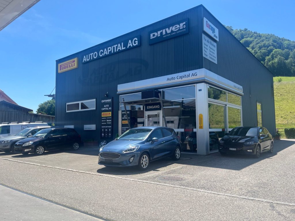 FORD FIESTA 1.0 EcoB Hybrid Titanium