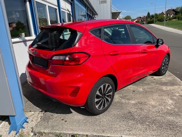 FORD FIESTA 1.0 EcoB Hybrid Titanium, Mild-Hybrid Petrol/Electric, Second hand / Used, Manual - 3