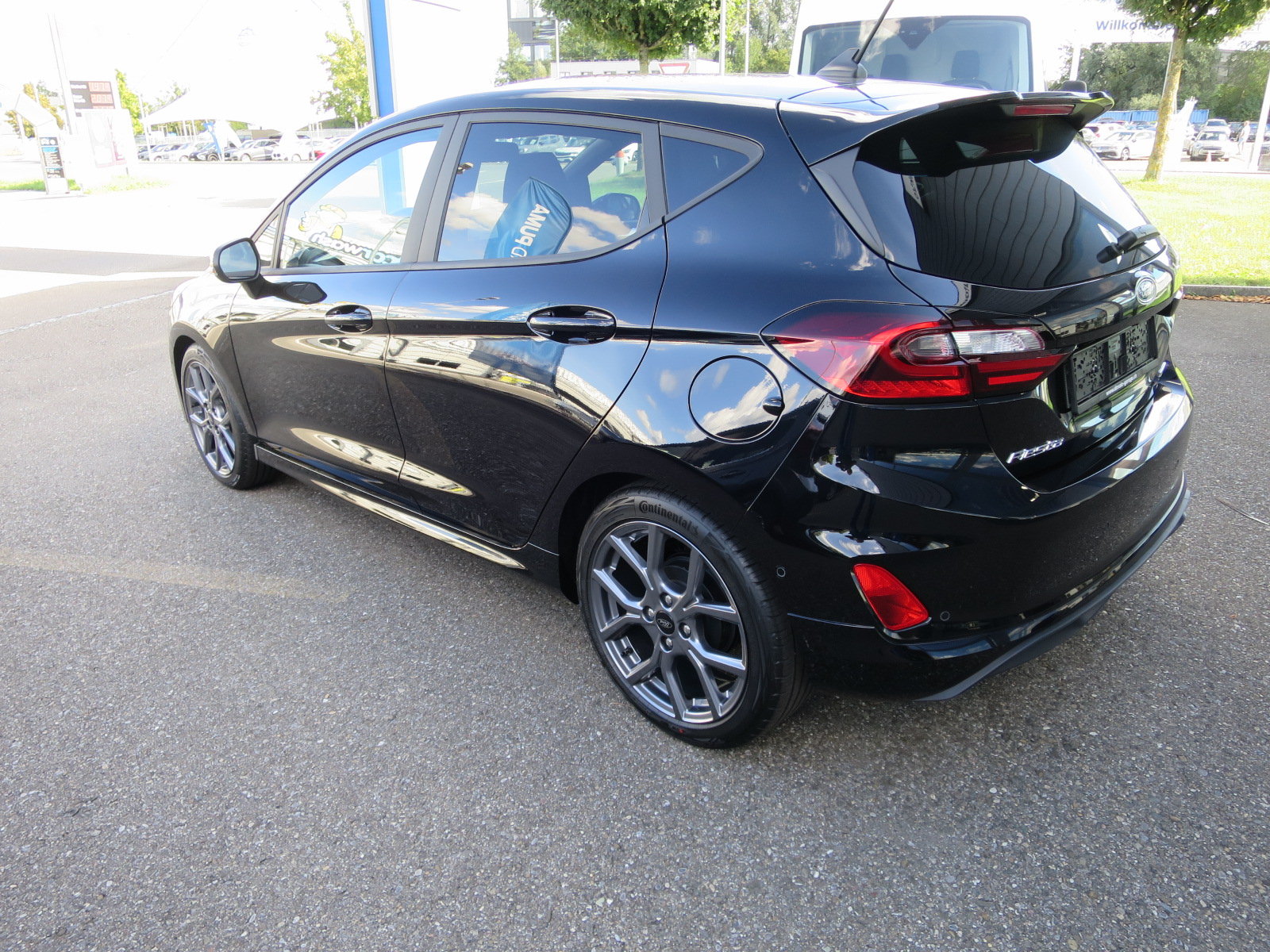 FORD Fiesta 1.0 EcoB Hybrid ST-Line X, Mild-Hybrid Petrol/Electric, Ex-demonstrator, Manual - 3
